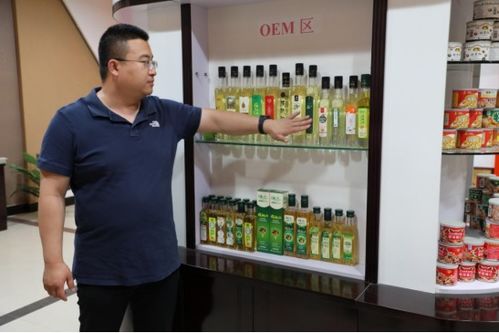 贊皇縣電子商務(wù)公共服務(wù)中心 農(nóng)產(chǎn)品上行組深入企業(yè)調(diào)研，助推個人商務(wù)服務(wù)升級